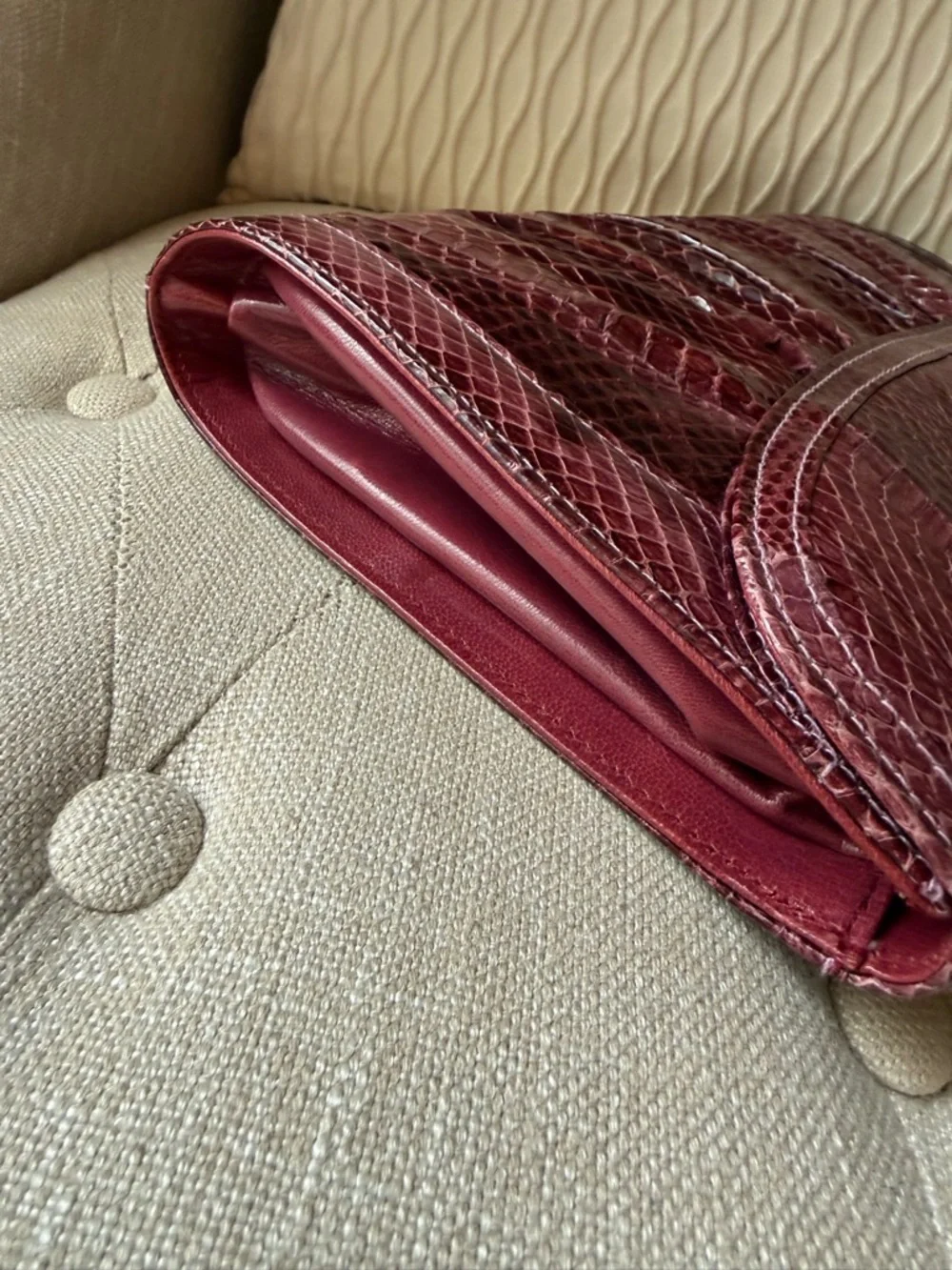 J. Renee Snakeskin Convertible Clutch Shoulder Bag Burgundy Wine Vintage